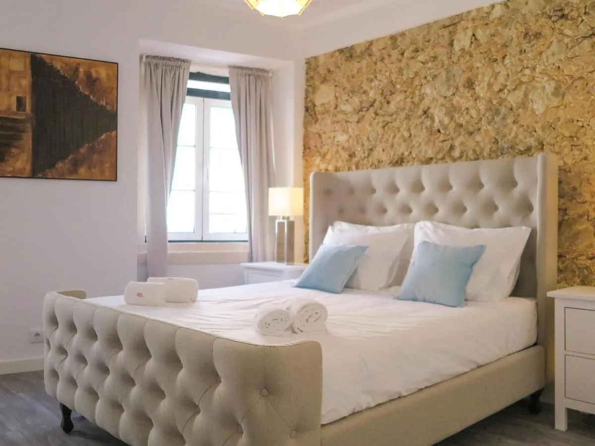 Liberdade Stylish Apt With Balcony Лиссабон