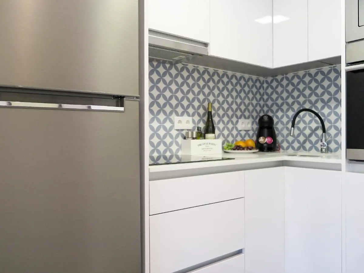 Liberdade Stylish Apt With Balcony Lisbon Apartment